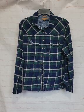 JACHS Girlfriend Navy and Green Plaid Button-Down Shirt
